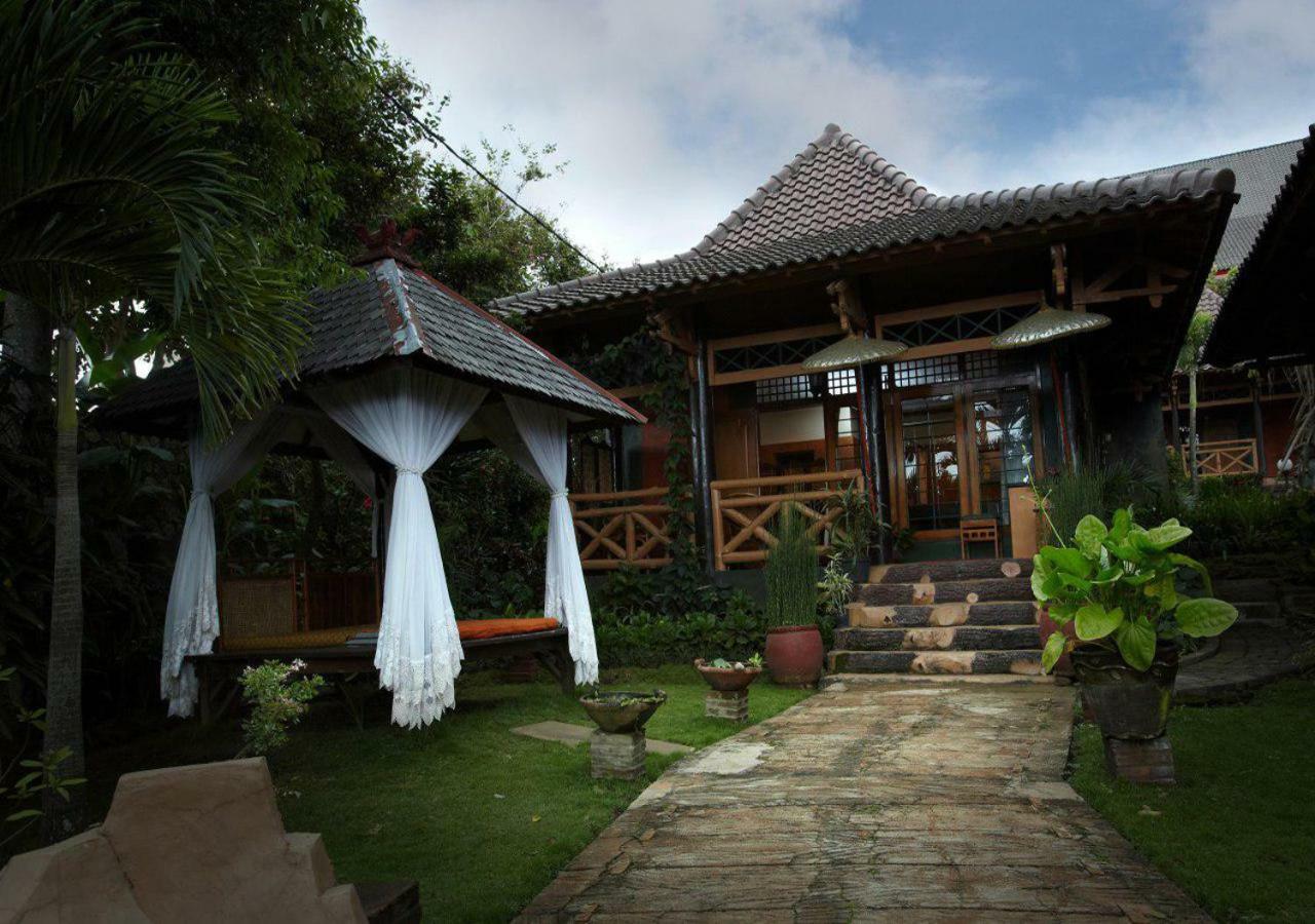 Kusuma Agrowisata Resort & Convention Malang Exterior photo